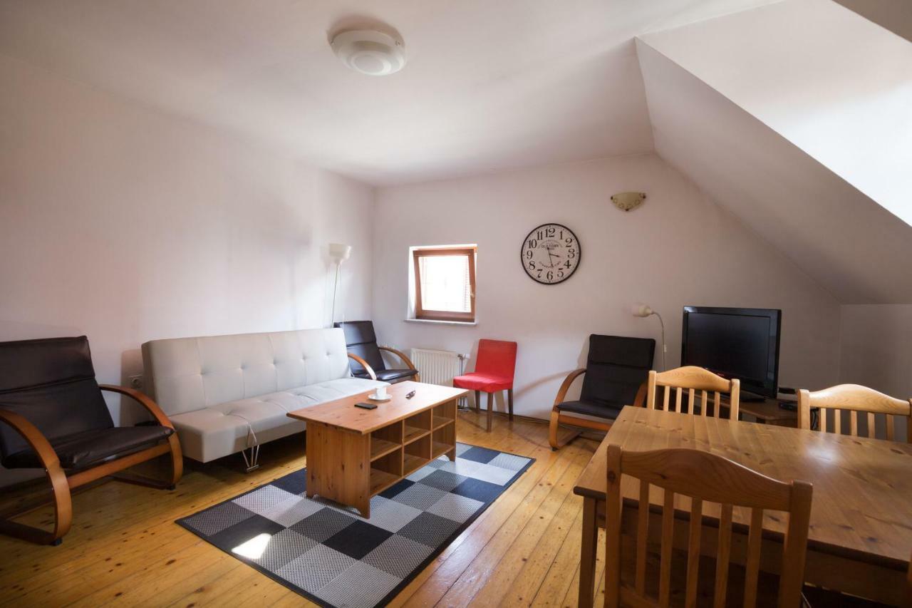 Spacious 2-bedroom Zabjak With Ac Tour As