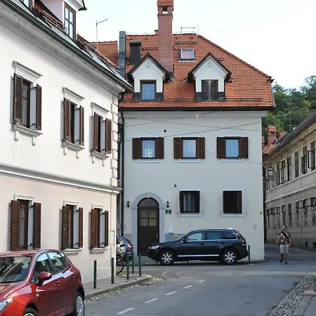 Spacious 2-Bedroom Apartment Zabjak With Ac Tour As Ljubljana Exterior photo
