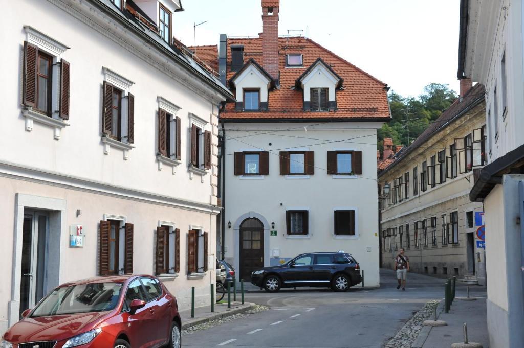 Spacious 2-bedroom Zabjak With Ac Tour As